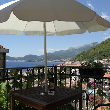 Apartments Muhar Sveti Stefan Eksteriør billede