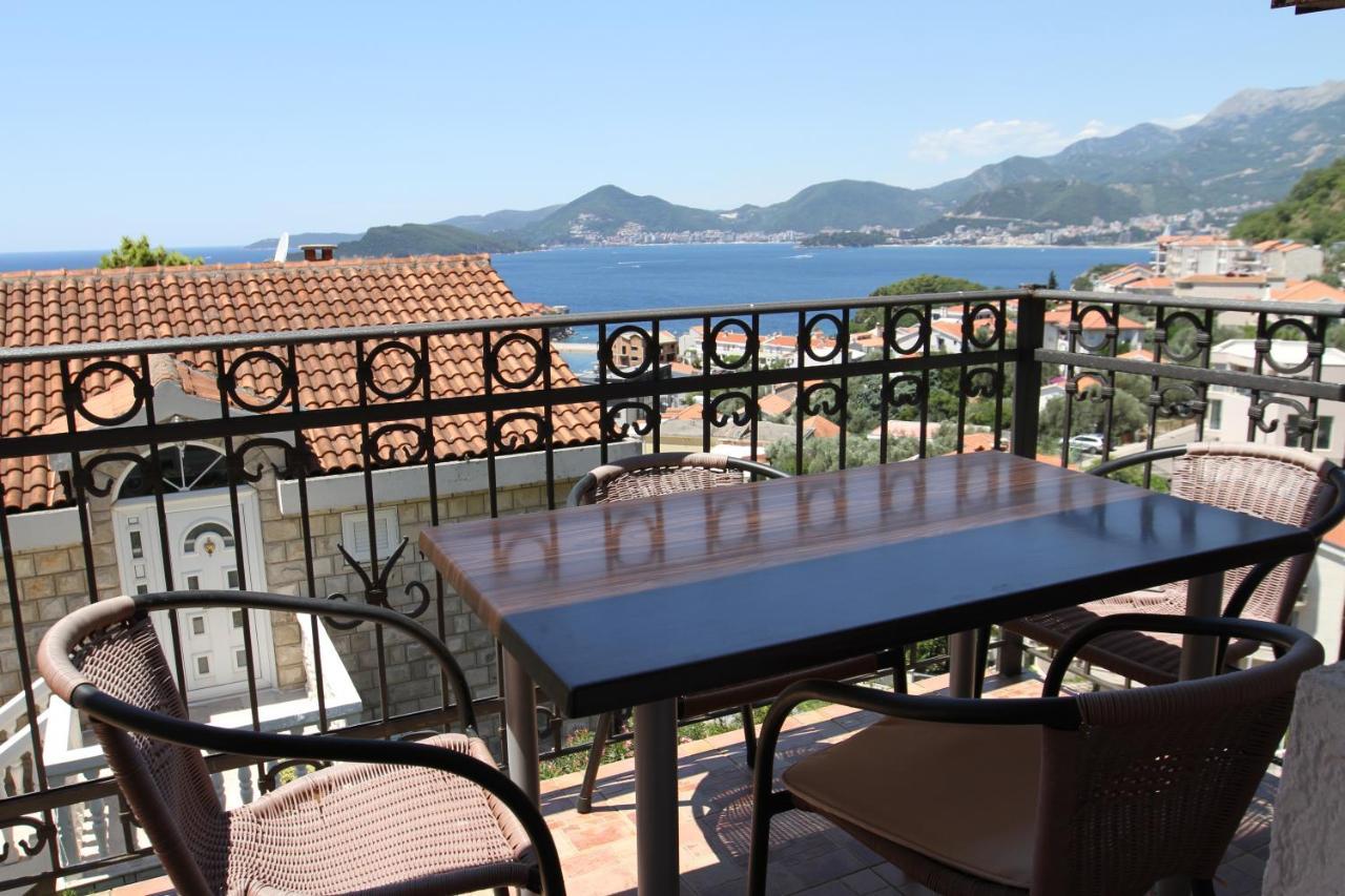 Apartments Muhar Sveti Stefan Eksteriør billede
