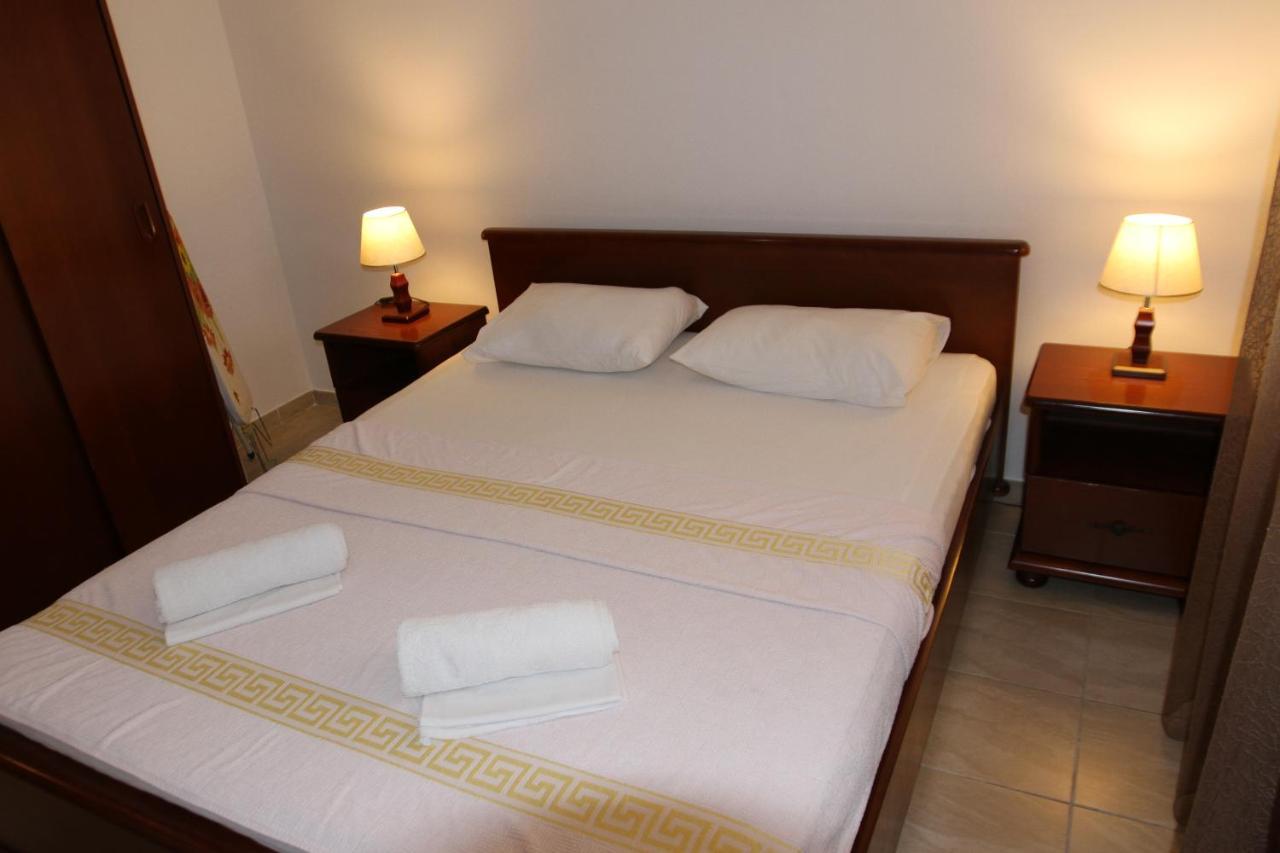 Apartments Muhar Sveti Stefan Eksteriør billede