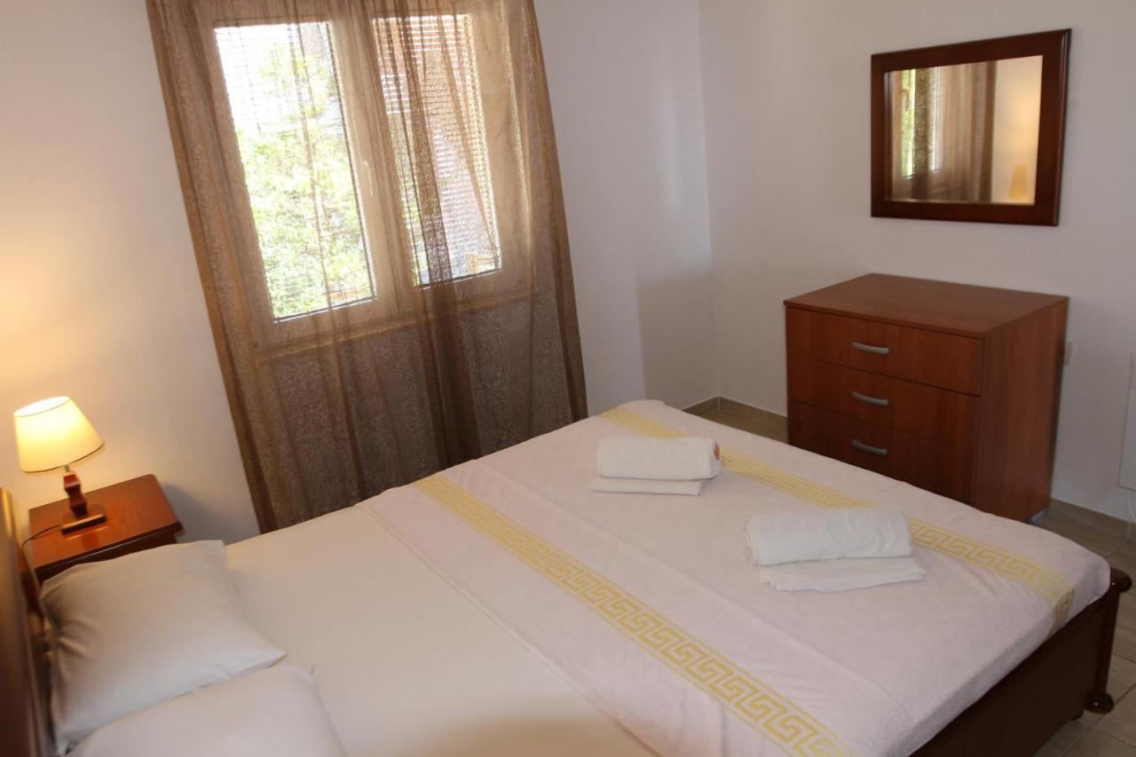 Apartments Muhar Sveti Stefan Eksteriør billede