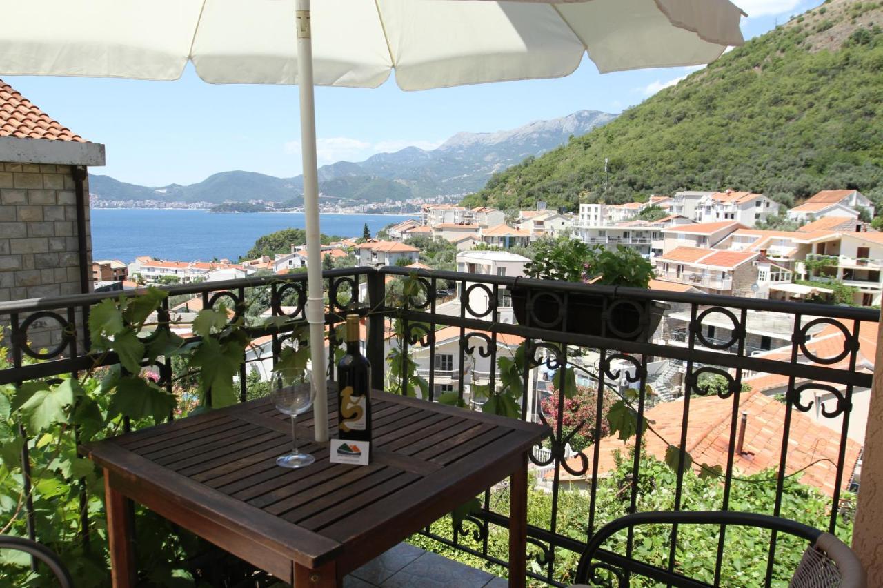 Apartments Muhar Sveti Stefan Eksteriør billede